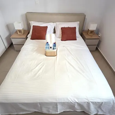 Spacious & Modern - Location Larnaca